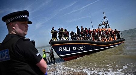 France rescues 107 migrants illegally to UK via English Channel