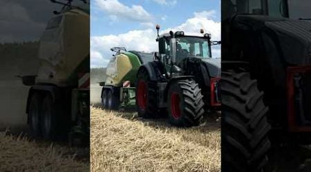 Fendt 828 Black, Krone BigPack #agriculture #fendt #switzerland #tractor #fendtpower