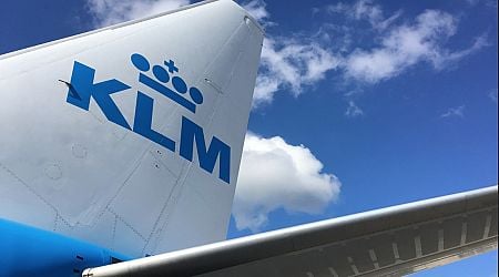 KLM sends plane to pick up passengers after emergency landing