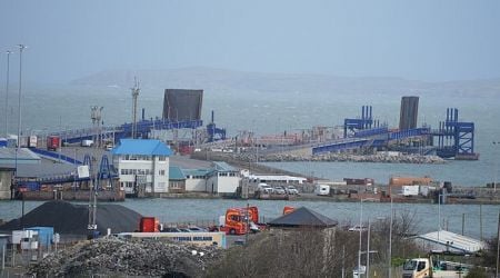 Part of Holyhead ferry port to reopen in January