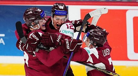 Latvia's U20 hockey team into world knockout stages