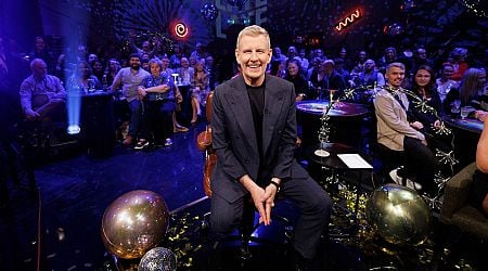 New Year's Eve: Live updates as Patrick Kielty rings in 2025 on RTE amid celebrations nationwide 