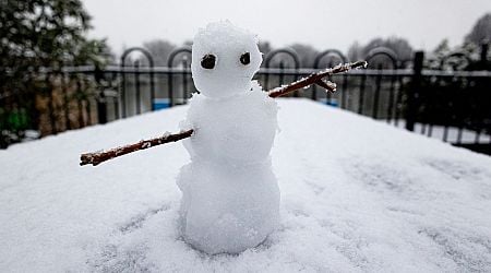 Ireland snow timeline as cold weather maps turn icy blue in hours amid Arctic blast warning