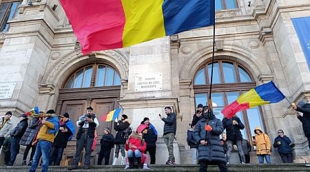 Some 30 Citizens Protest against Annulment of Presidential Elections in Romania