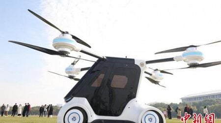 China's first distributed electric-driven flying car unveiled by Southeast University