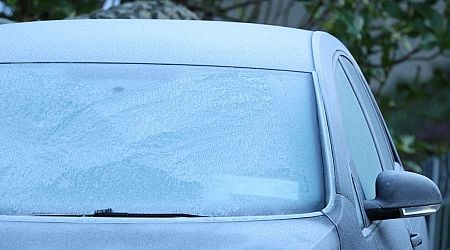 'Magic' button defrosts car windscreen instantly - leaving some drivers in disbelief