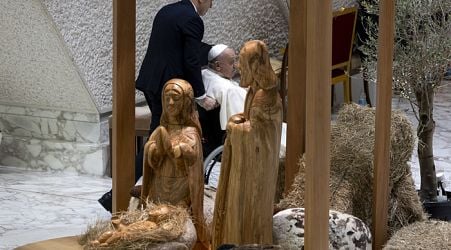 Baby Jesus returns to Vatican Nativity without keffiyeh