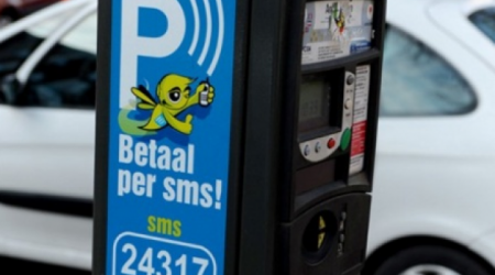 Brussels police warn of parking meter QR code scam