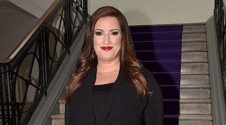 Elaine Crowley tells how she got glowing skin and incredible appearance after diet addition