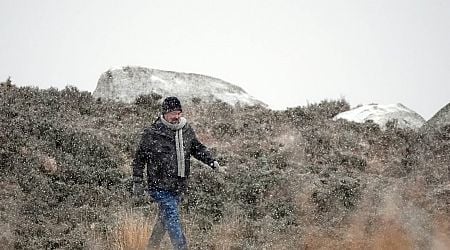 Ireland weather update: Warnings remain in place as snow, sleet and rain moves across country