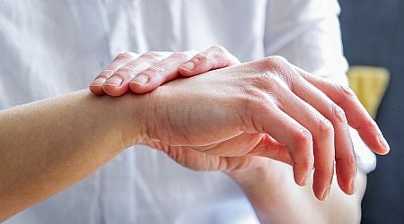 Two symptoms of Ireland's most deadly cancer may appear in your hands - what to look for