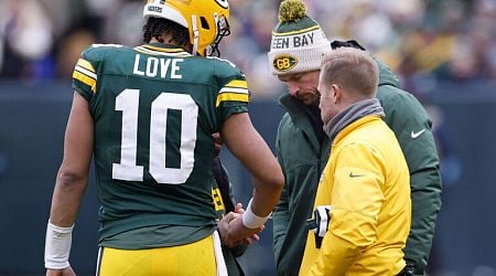 Packers lose Love, Watson to injuries in regular-season finale