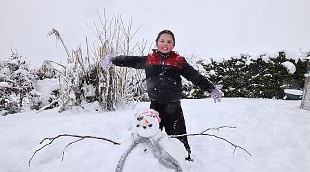 Schools to close in areas badly affected by snow and ice