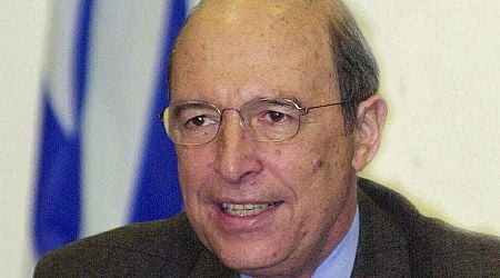 Costas Simitis, former Greek prime minister and socialist leader, dies at 88