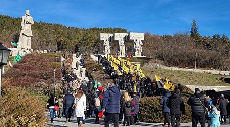 People in Kalofer pay respect to revolutionary and poet Hristo Botev