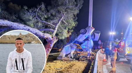  Updated | Man, 25, dies after car smashes into tree, metal signpost 