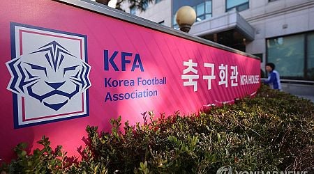 (LEAD) Seoul court grants injunction to halt election for nat'l football chief