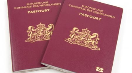 Dutch expats urge government to modernise passport system