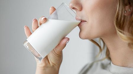 Drinking a glass of milk a day 'cuts risk of bowel cancer by almost a fifth'