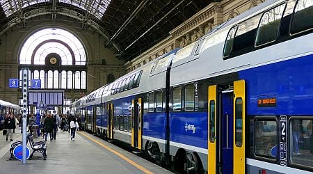 Delayed train or bus in Hungary? Get half your ticket back!