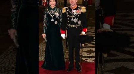 Queen Mary and King Frederik celebrate the New Year with the rest of the royal family #royals