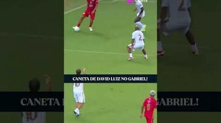 FECHA A PERNA, JOGADOR! OLHA A CANETA DO DAVID LUIZ NO GABRIEL NO JOGO DAS ESTRELAS! #shorts