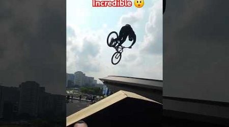 Incredible ranig #bmx #redbullshowrun #mtb #redbull #redbullracing #sports #shorts #funny #trending