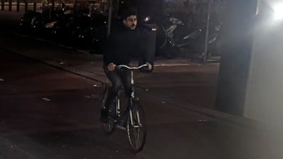 Rotterdam police issue photo in hunt for cycling sex attacker