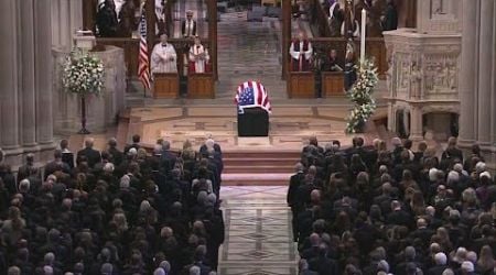 President Jimmy Carter&#39;s funeral: Casket brought into cathedral [RAW]