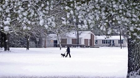 Airport delays, travel warnings as southern U.S. storm maintains icy grip - National