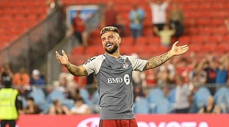 Lorenzo Insigne and other Toronto FC players report for pre-season medicals