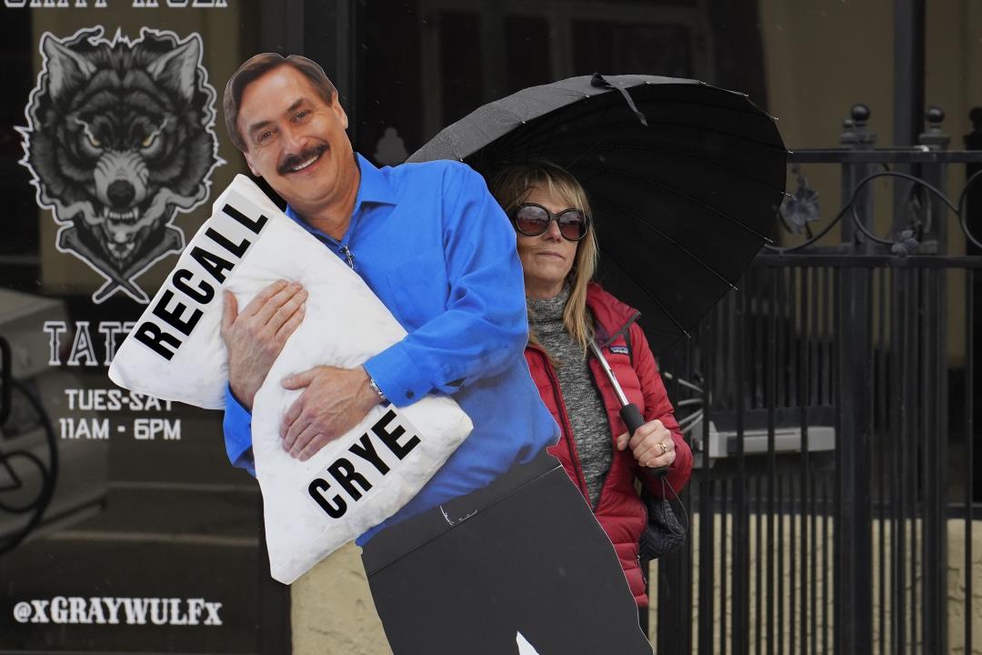 Amid Mike Lindell's Money Problems, MyPillow Evicted