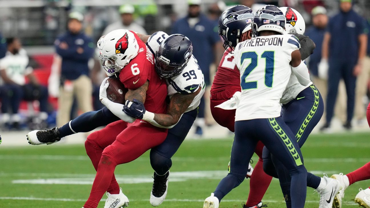 Can the Seahawks' free agent signings fix their run defense?
