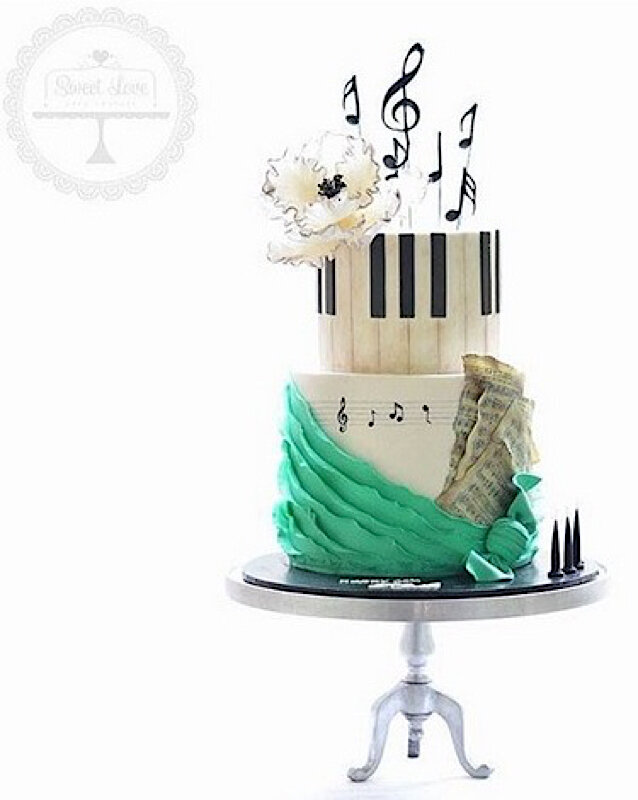 Sunday Sweets: Wedding Cakes For Music Lovers