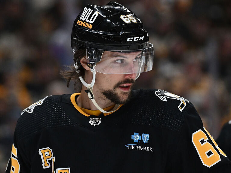 Karlsson: Penguins' season 'a huge disappointment'