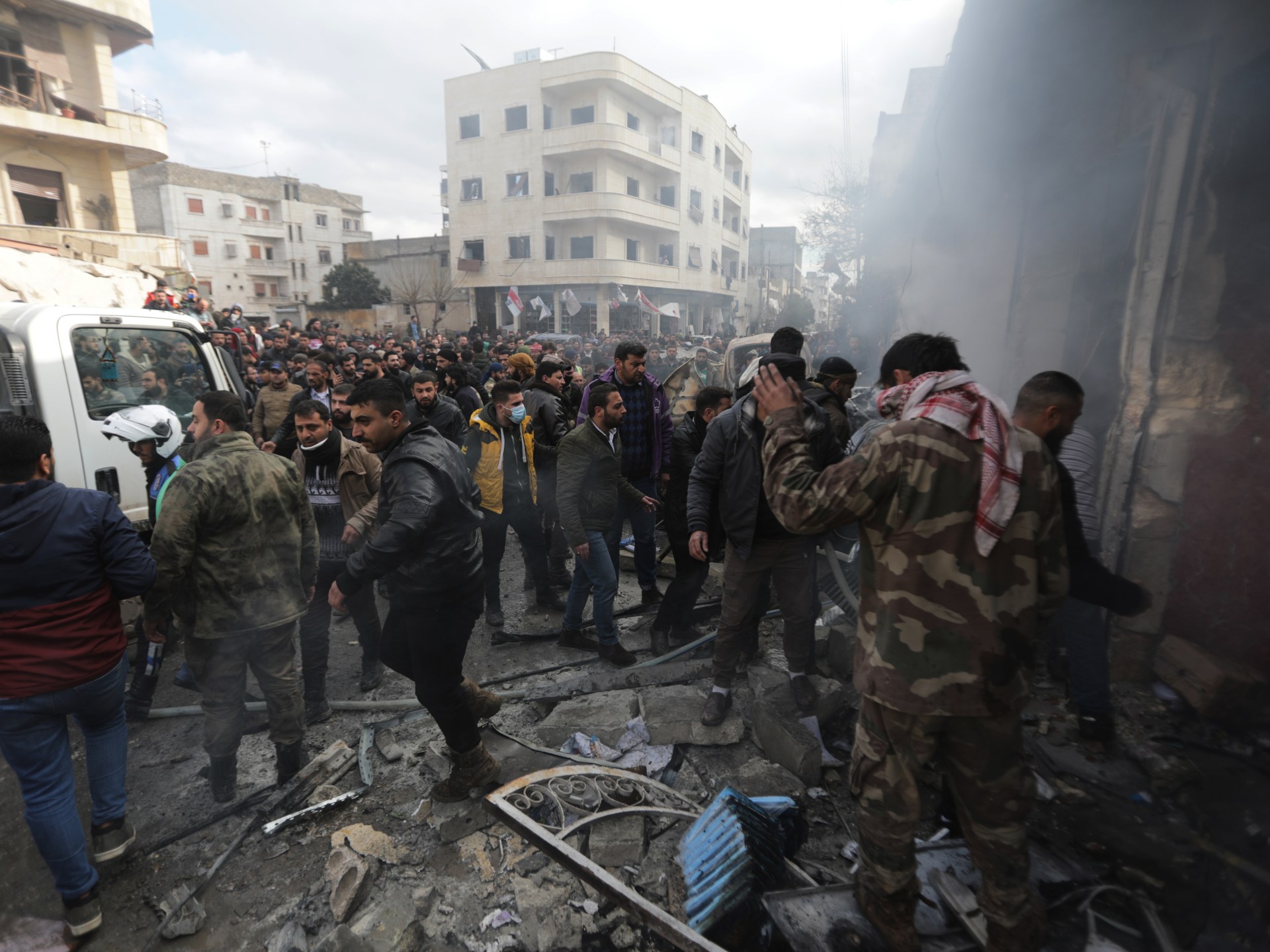 Car bomb kills at least seven in Syrian town near Turkish border