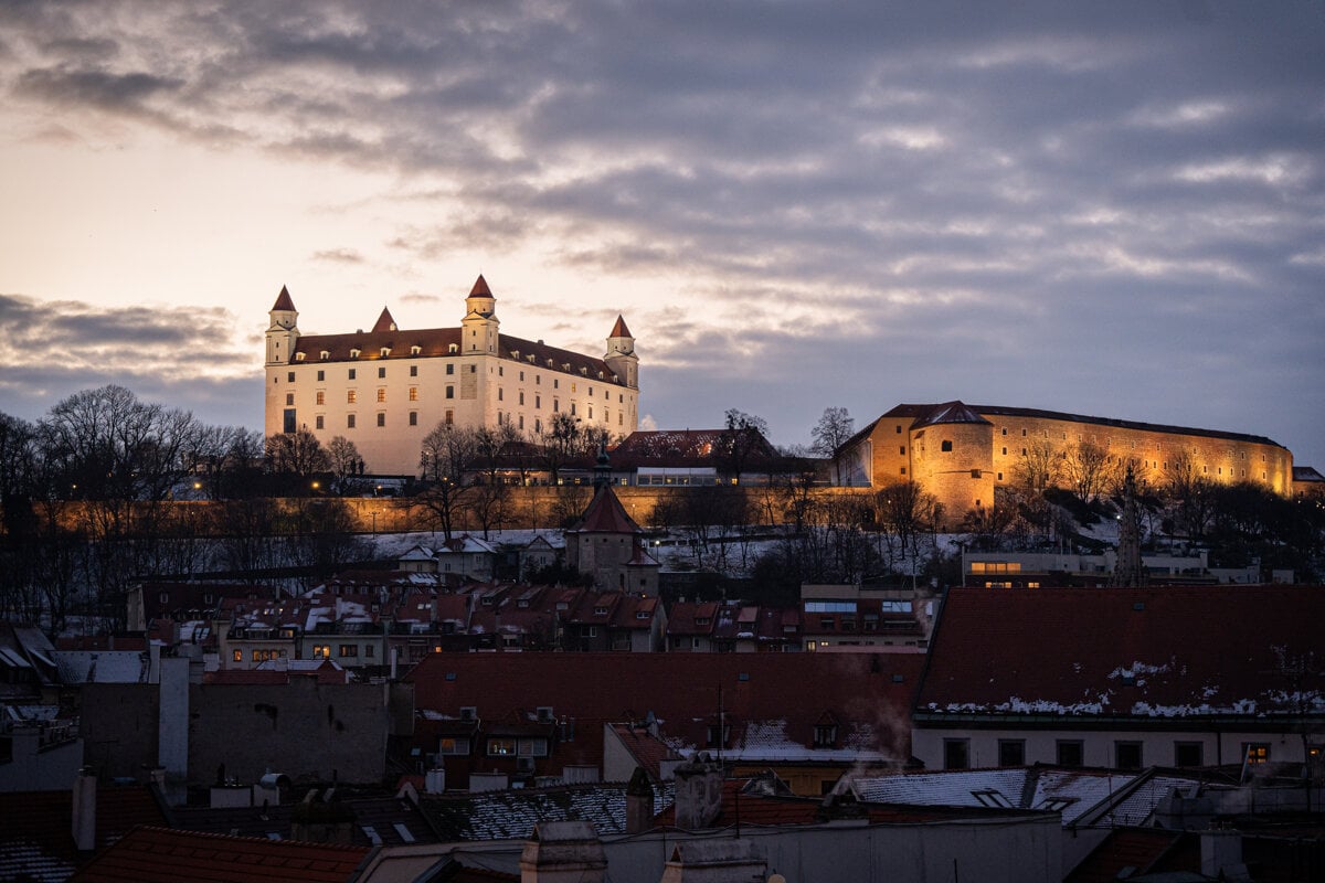 Cracks are appearing in and around Bratislava Castle. No one seems to know why