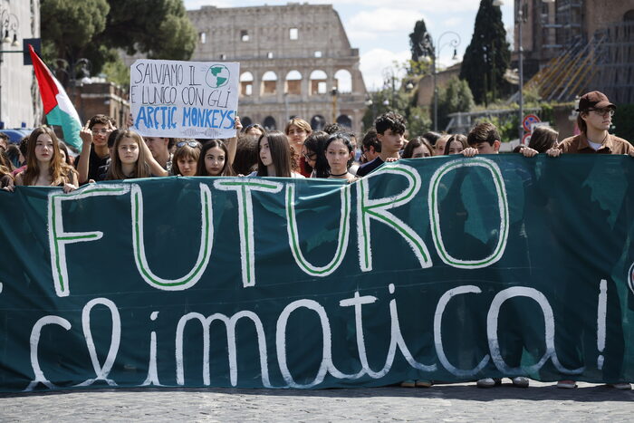 Young march to 'take back the future' amid climate crisis