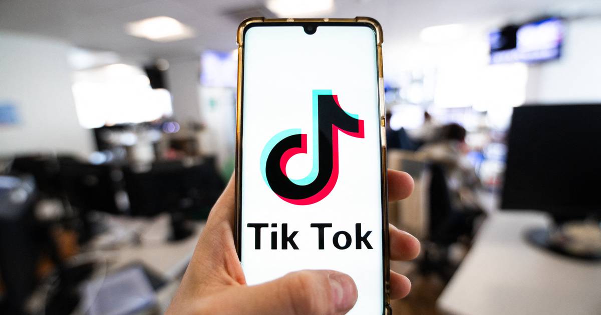TikTok: Social media platform faces potential US ban if parent company does not sell it