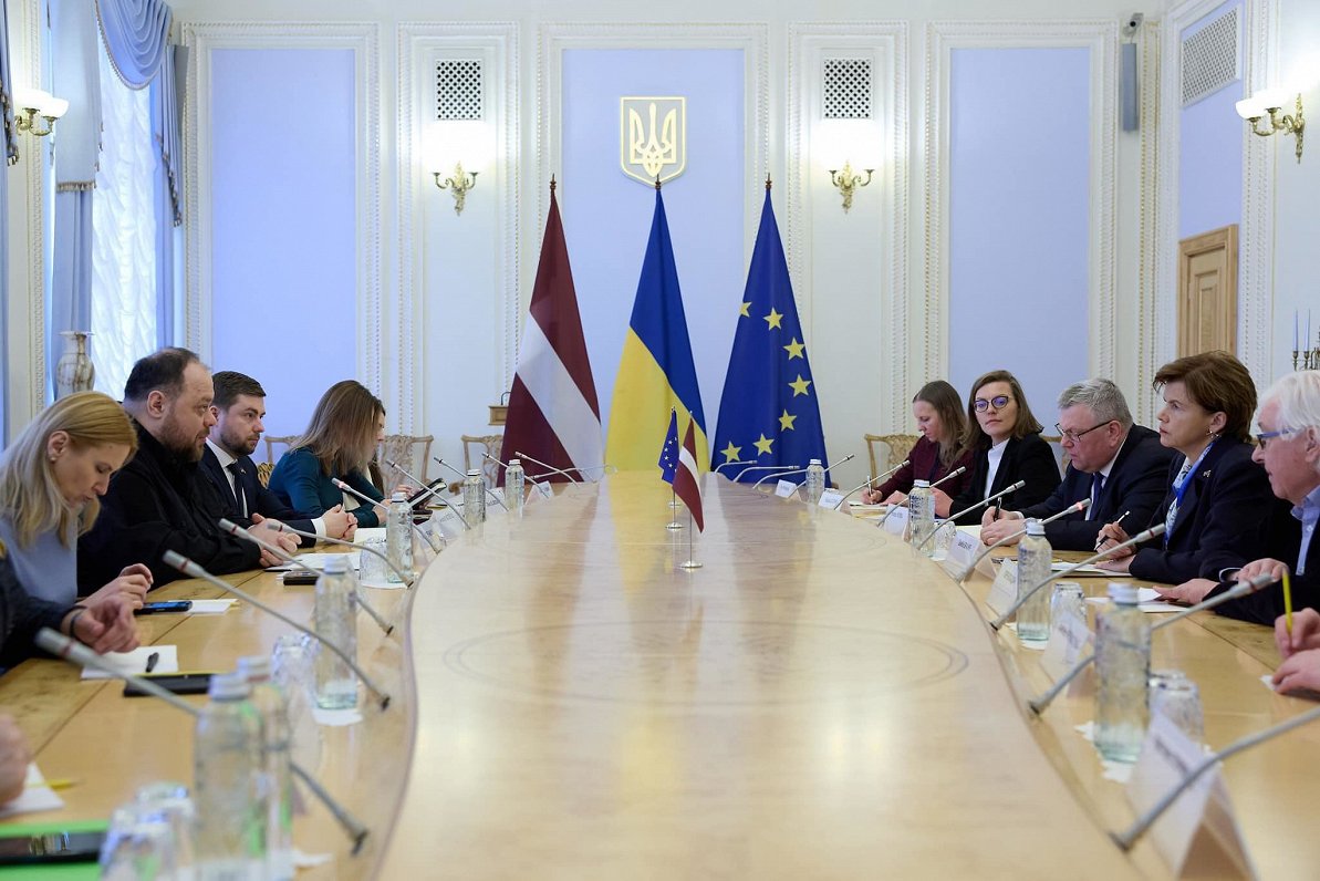 Latvian Foreign Minister makes trip to Ukraine