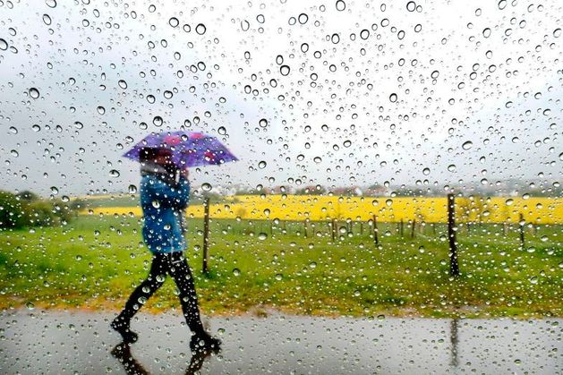 Ireland weather: Cold and wet start to the weekend as temperatures to drop below freezing tonight