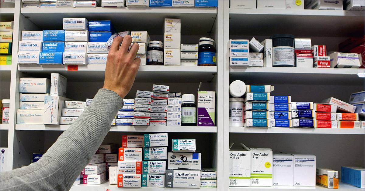 Pharmacists claim absence of advocate at Government level is hurting their profession 