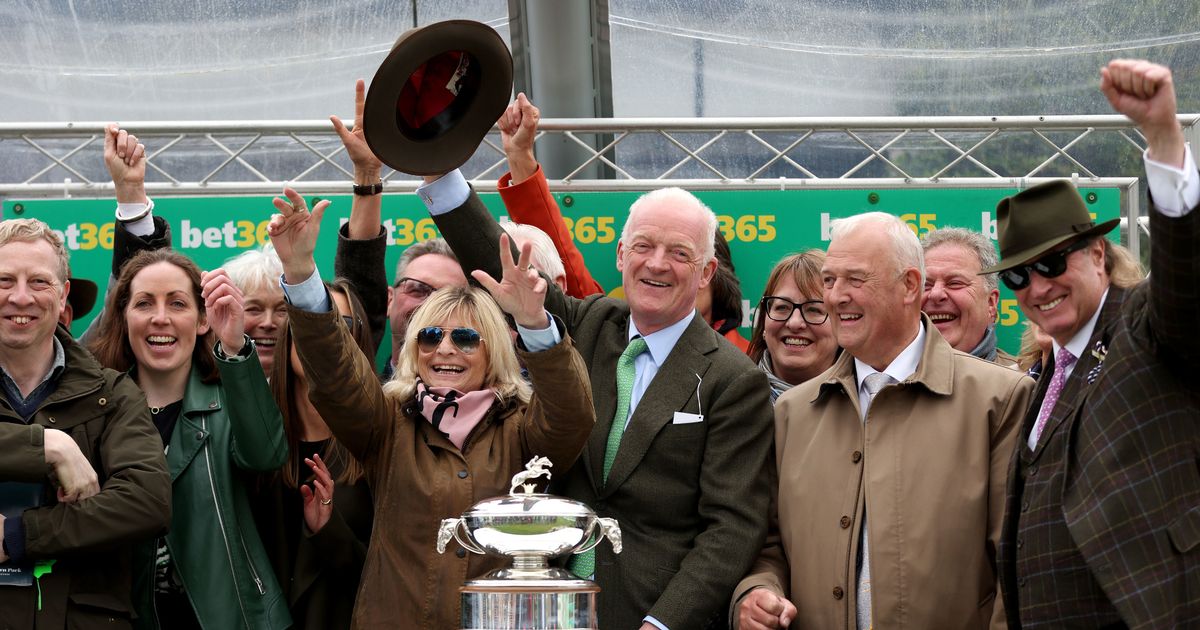 Willie Mullins hailed a "genius" by AP McCoy after winning British trainers' title