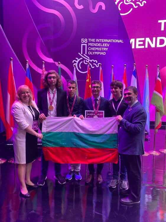 Bulgarian School Students Win Full Set of Medals at International Chemistry Olympiad in China