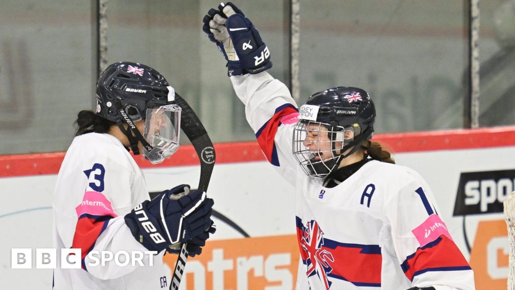 Ice Hockey Women's World Championship: Great Britain set up medal chance by beating Slovenia