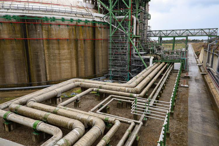 Bulgargaz Launches Tender Procedure for LNG Supply for June