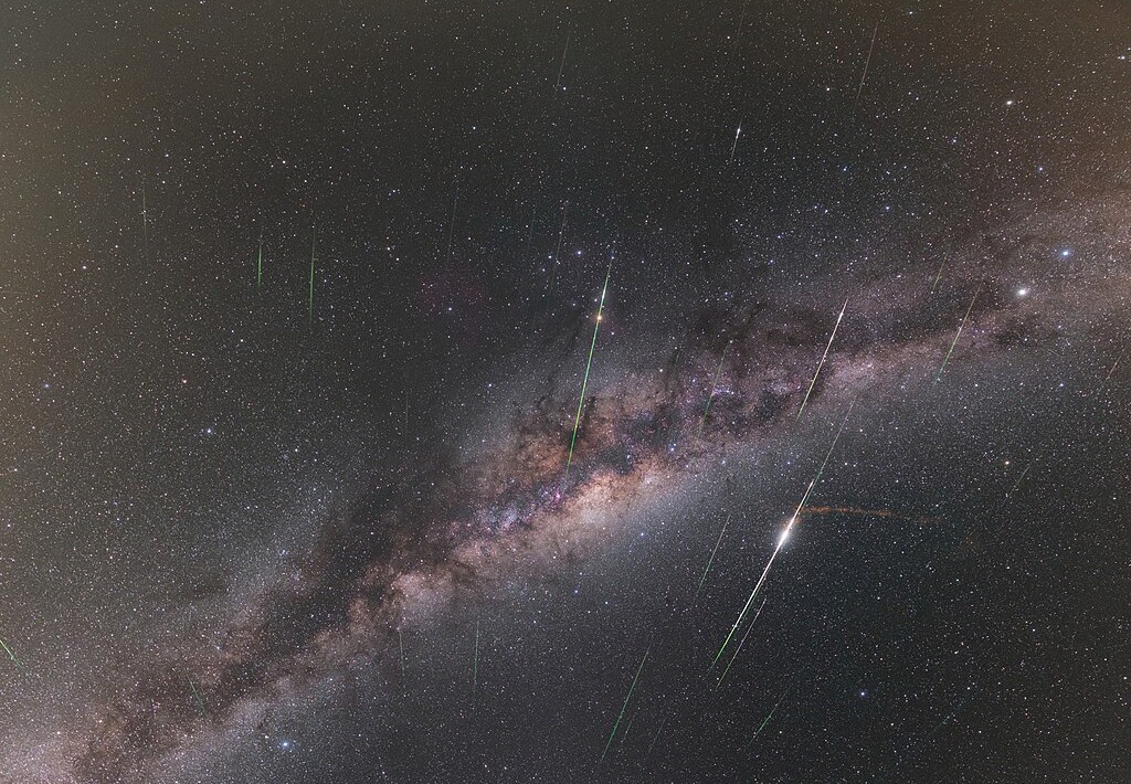 Spectacular Meteor Shower to Light up the Night Sky over the Weekend