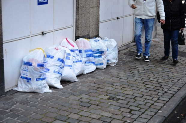 Rubbish collectors go on strike in some parts of Brussels