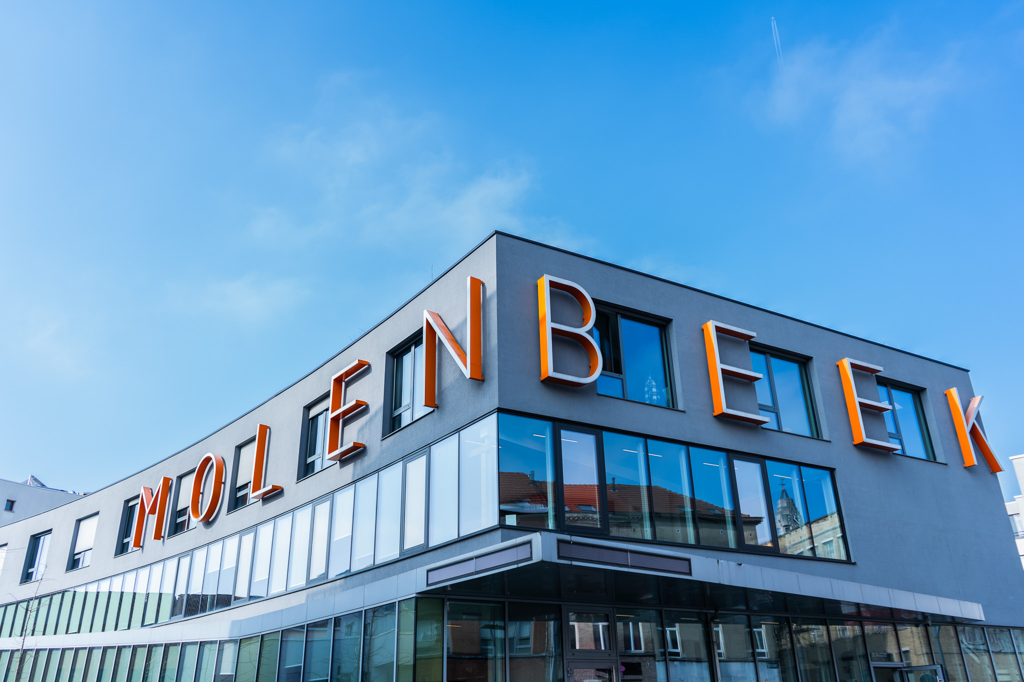 Brussels municipality Molenbeek aims for city status