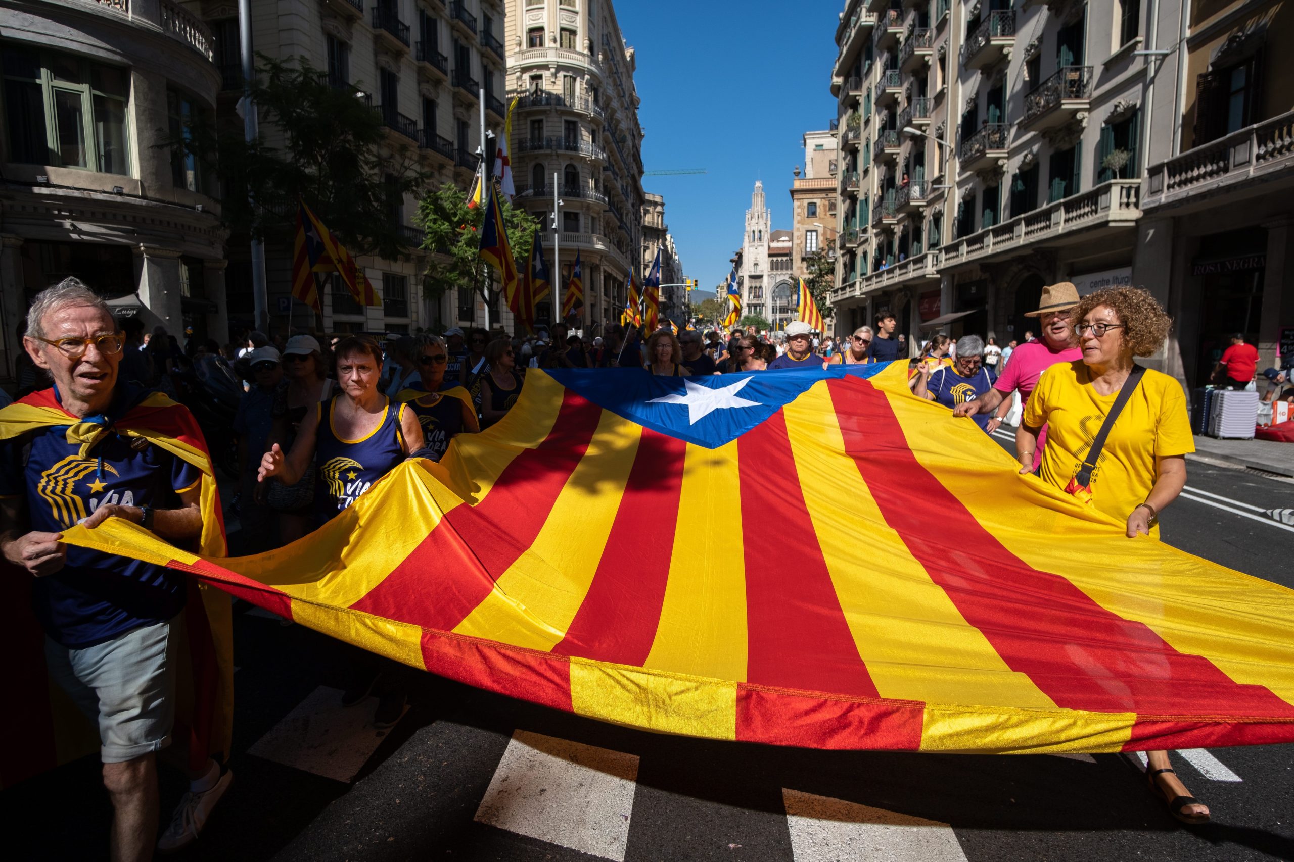 Catalunya would vote to remain a part of Spain by a comfortable margin if an independence referendum were held today, new poll shows